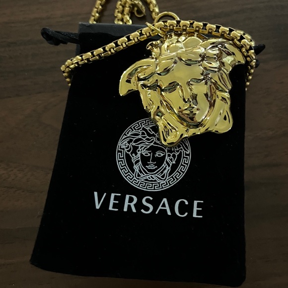 Versace Necklace Giveaway! - Picture 1 of 3